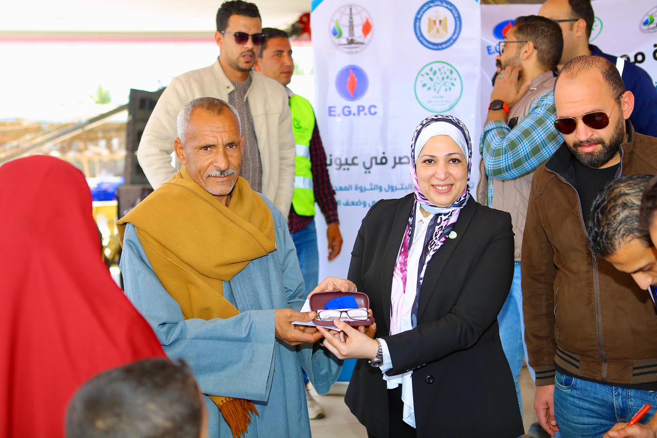 The Mervat Soltan Foundation seeks to end the project to combat blindness and visual impairment in Fayoum Governorate